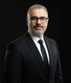 نیما زند بنیانگدار شرکت زند تریدرز